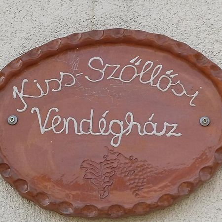 Kiss-Szollosi Vendeghaz Debrecen Exterior photo